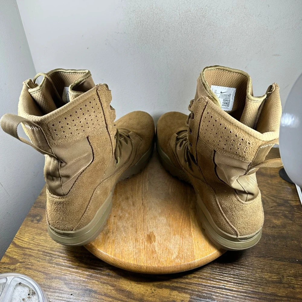 Nike SFB Gen 2 8 Tactical Boots Coyote Brown Mens 14 AQ1202-900 Military Hiking